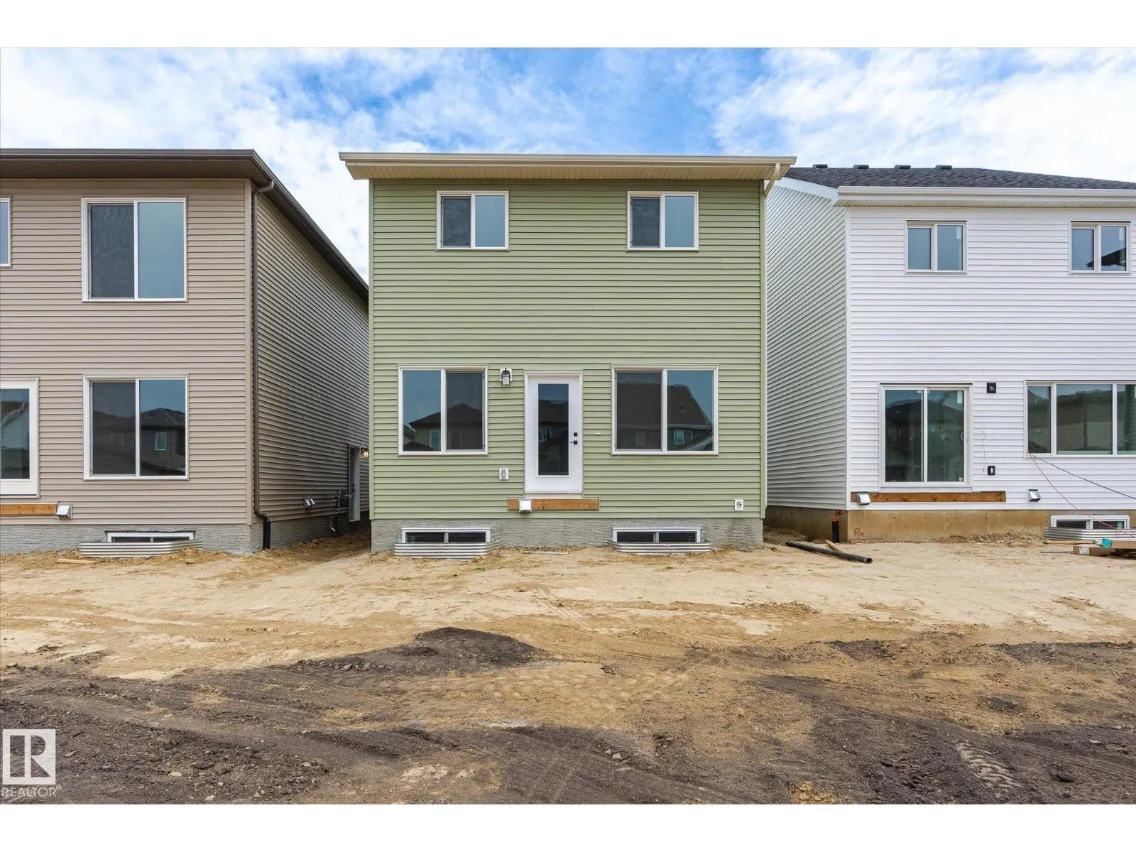 8724 226 ST NW