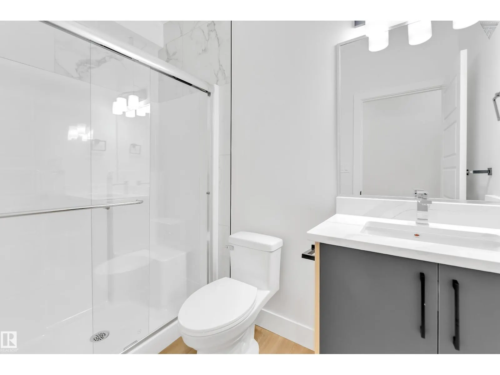 22924 80 AV NW