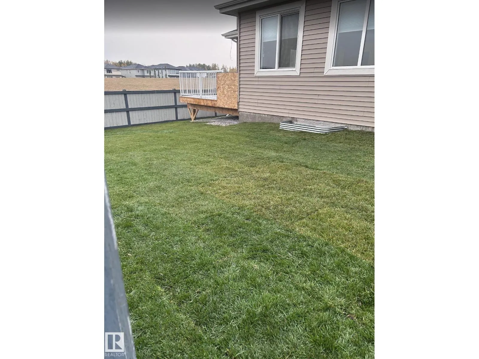 73 ASHBURY CR