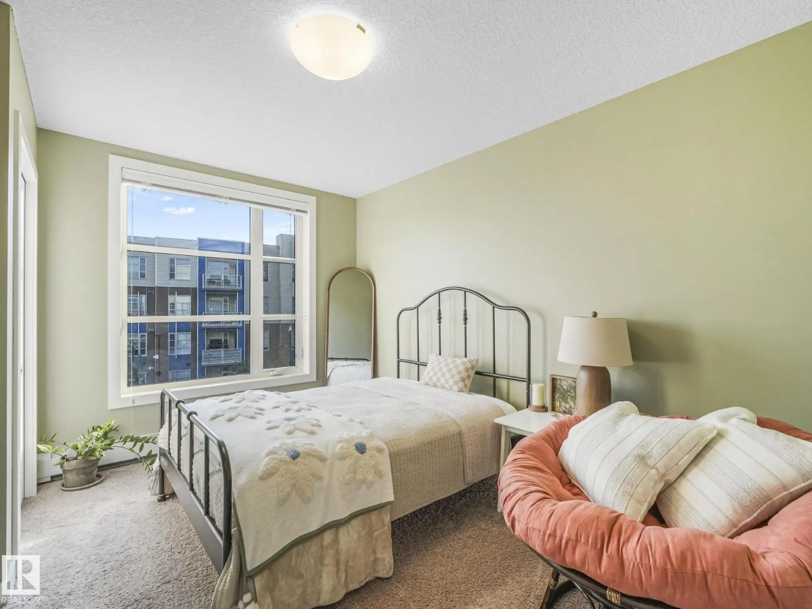 #316 2588 ANDERSON WY SW