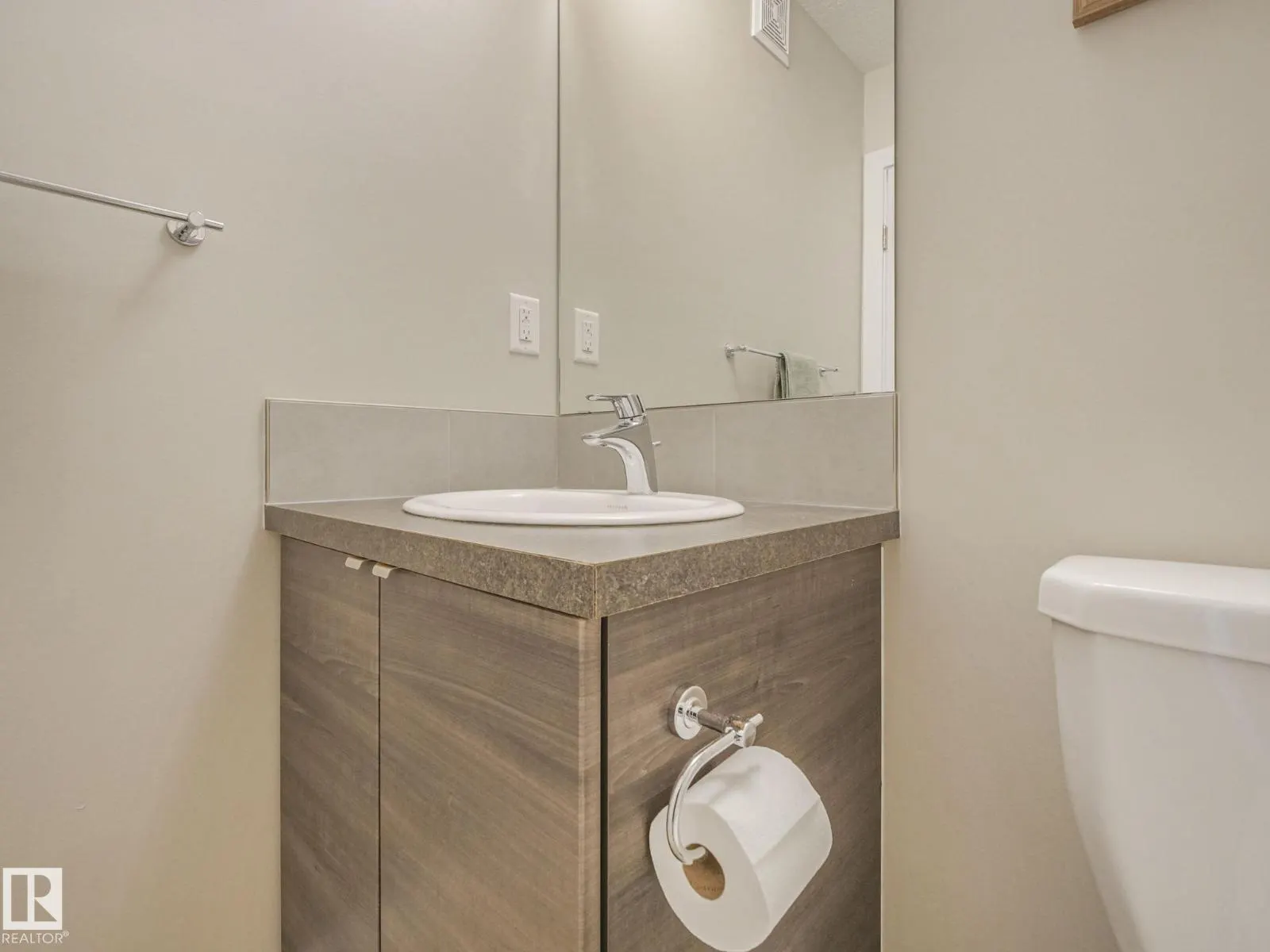 #316 2588 ANDERSON WY SW