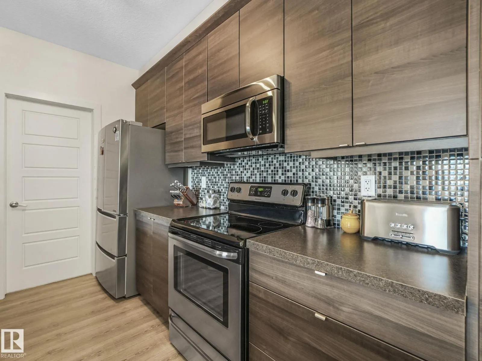 #316 2588 ANDERSON WY SW