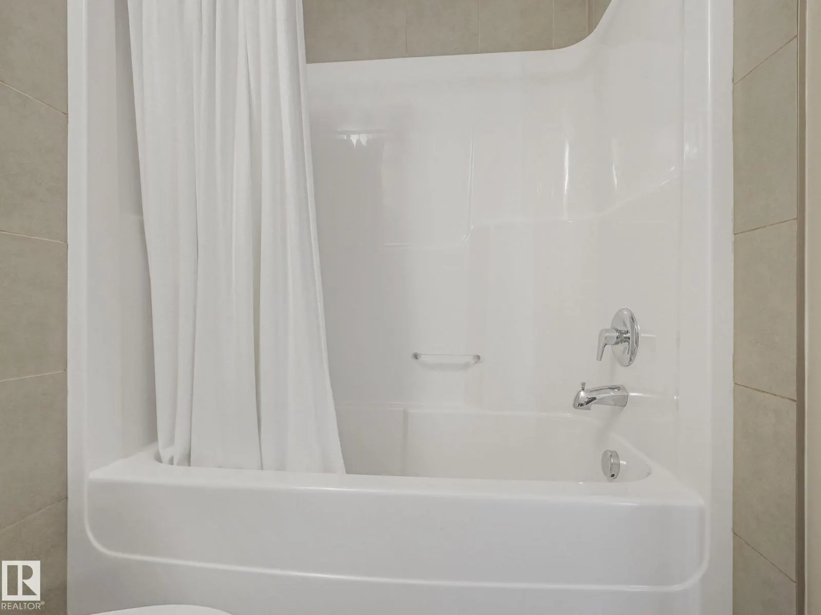 #316 2588 ANDERSON WY SW