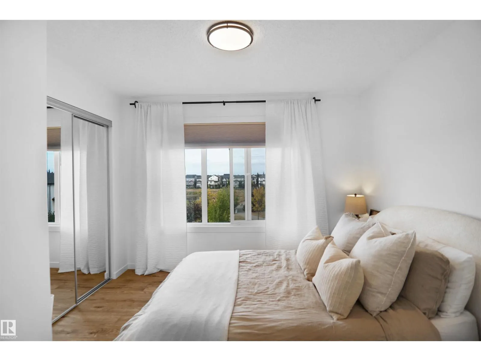 #29 1025 SECORD PROMENADE PM NW