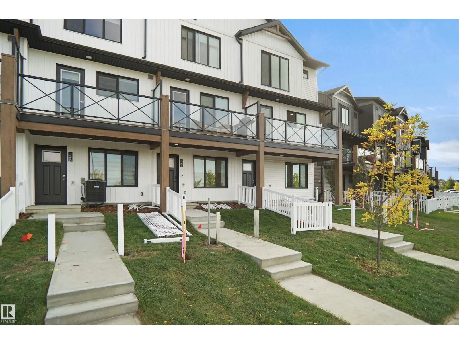 #29 1025 SECORD PROMENADE PM NW