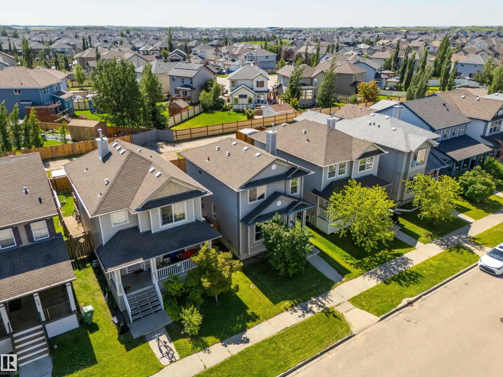 243 SOUTHWICK WY