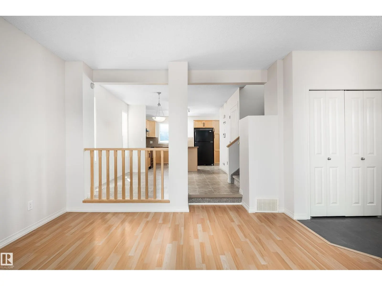 243 SOUTHWICK WY