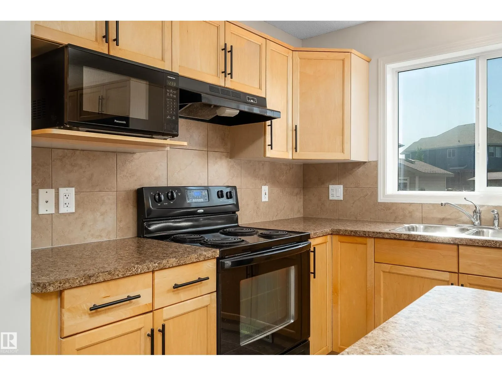 243 SOUTHWICK WY