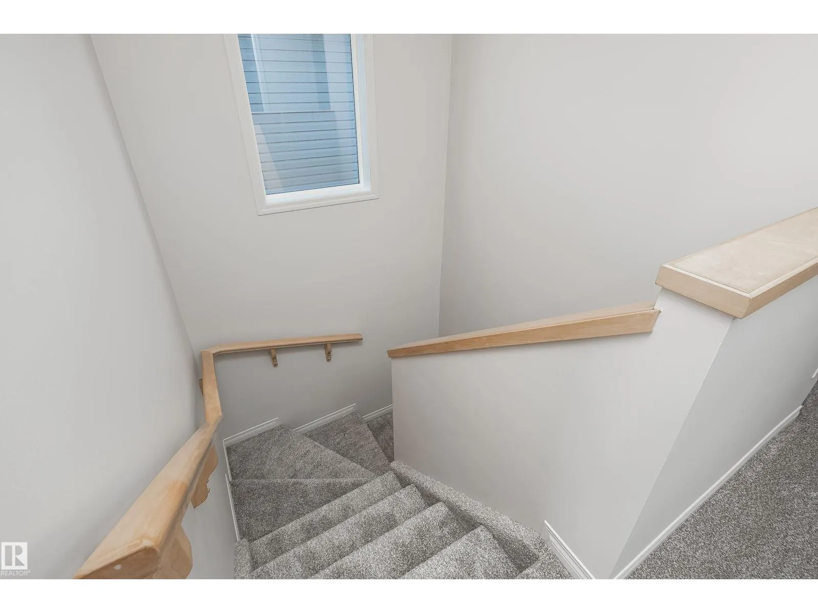 243 SOUTHWICK WY
