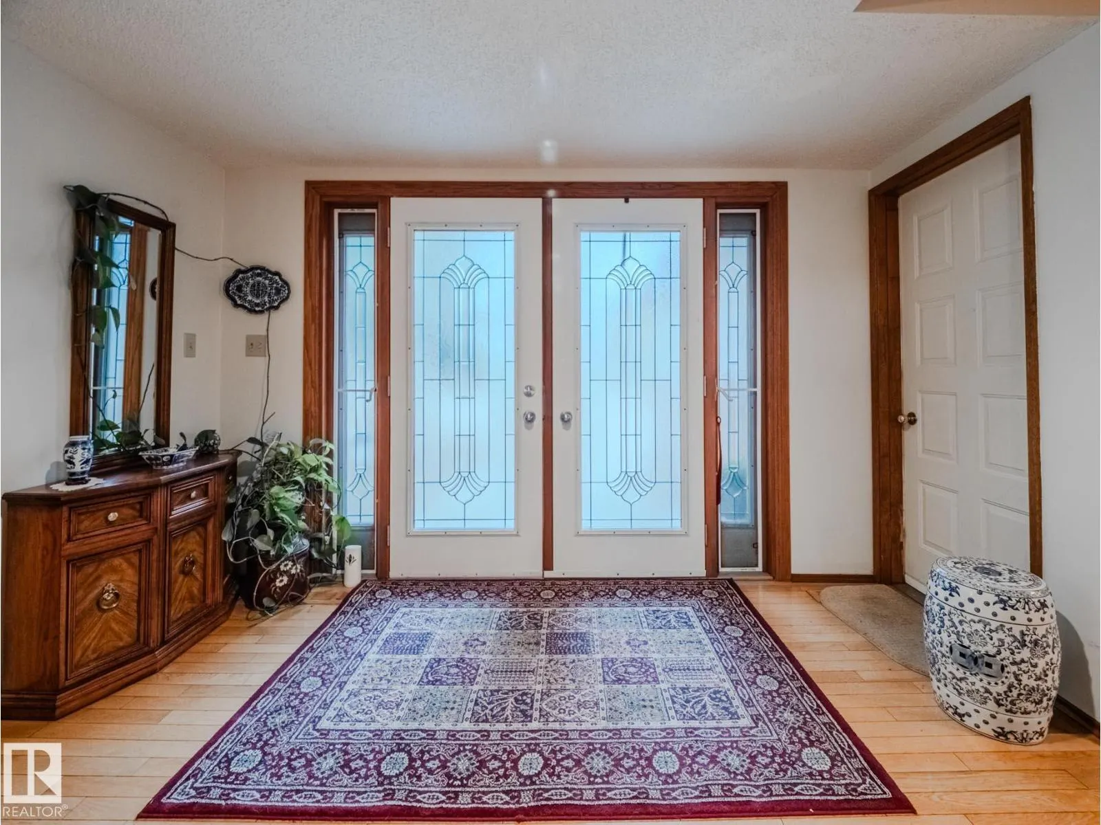 14 GREENBRIAR CR