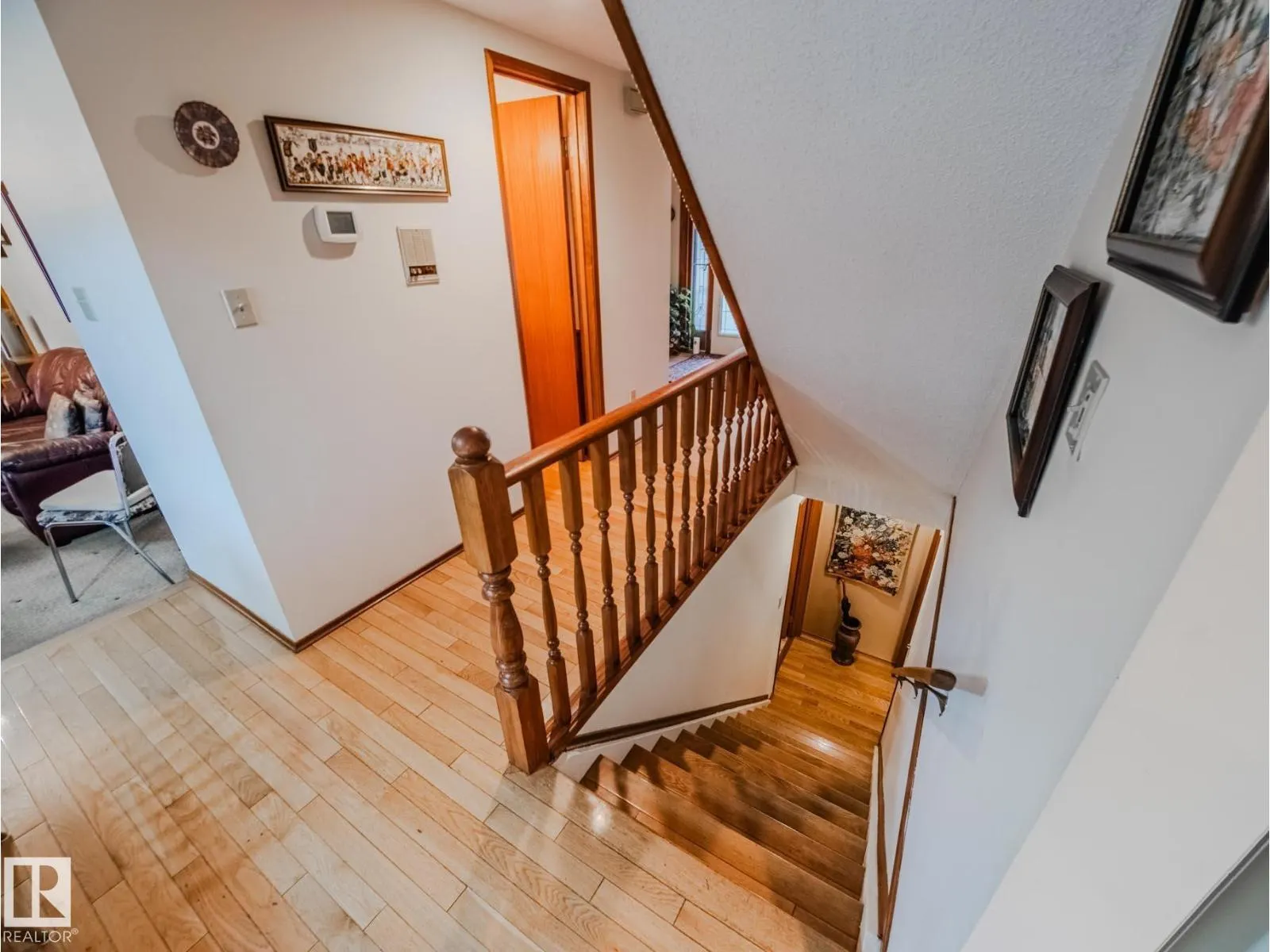 14 GREENBRIAR CR