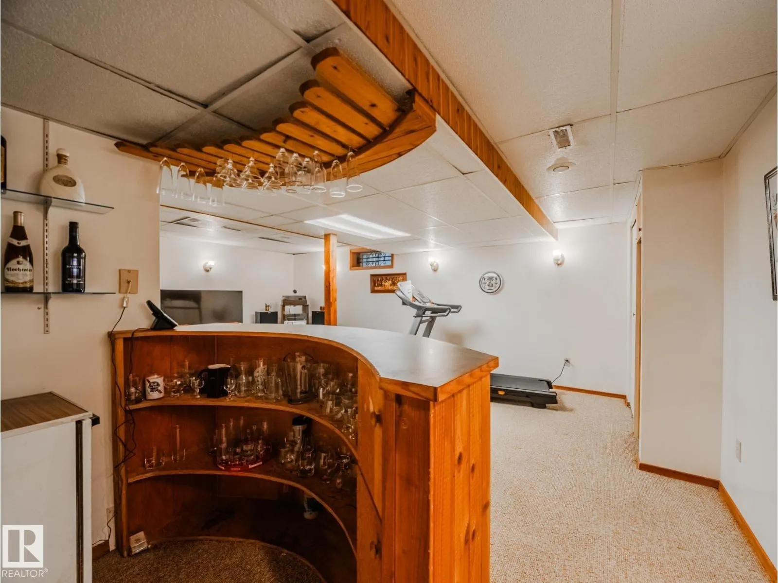 14 GREENBRIAR CR