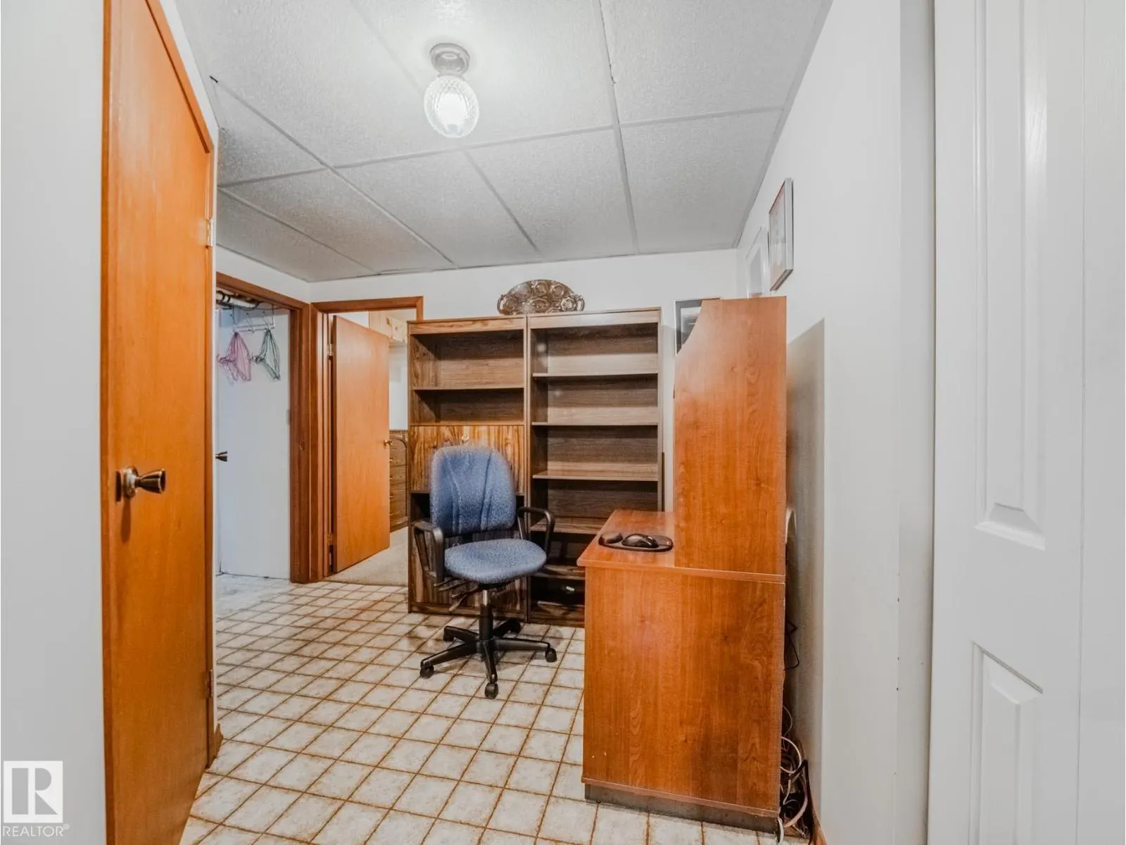 14 GREENBRIAR CR