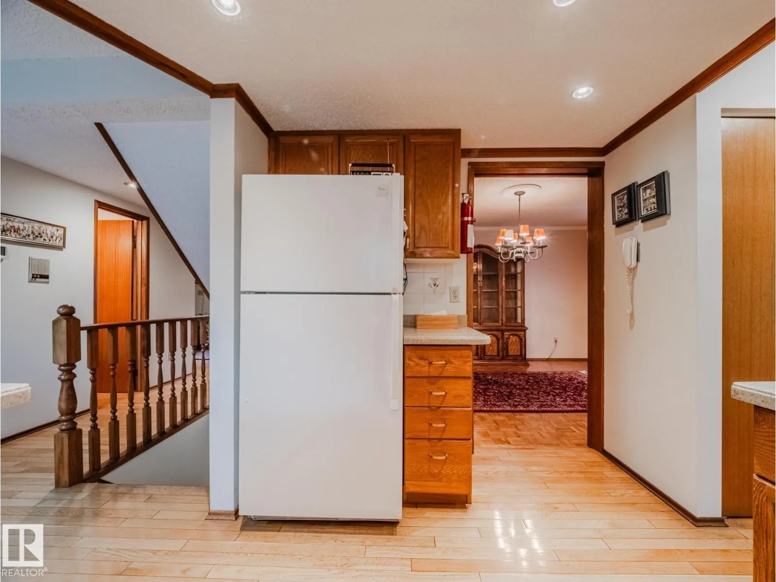 14 GREENBRIAR CR