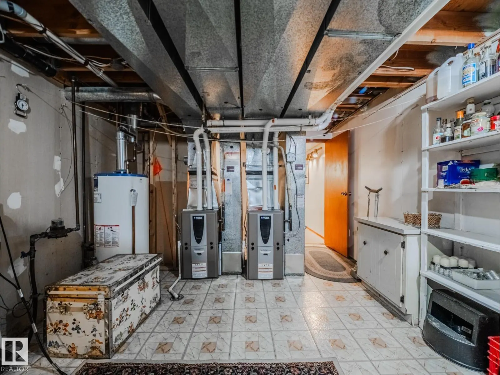 14 GREENBRIAR CR