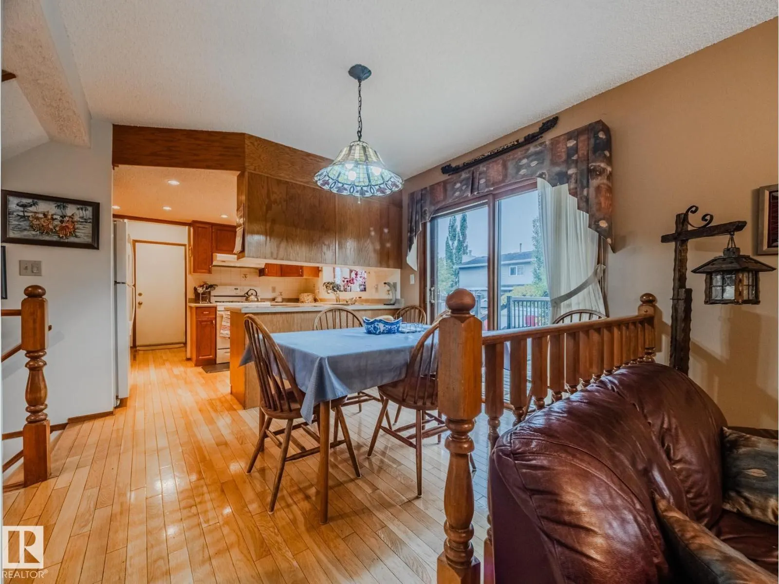 14 GREENBRIAR CR