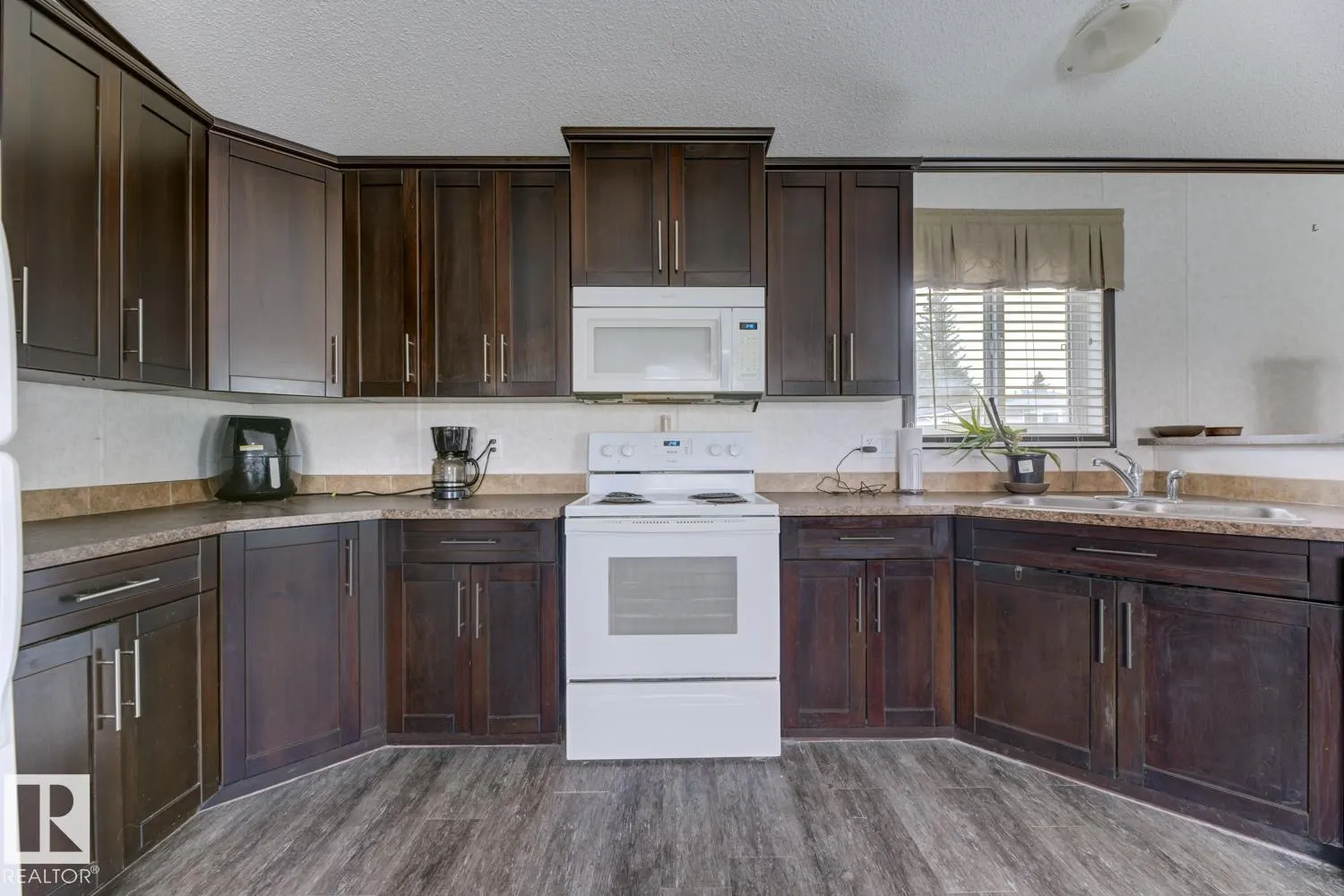 565 53222 Range Road 272