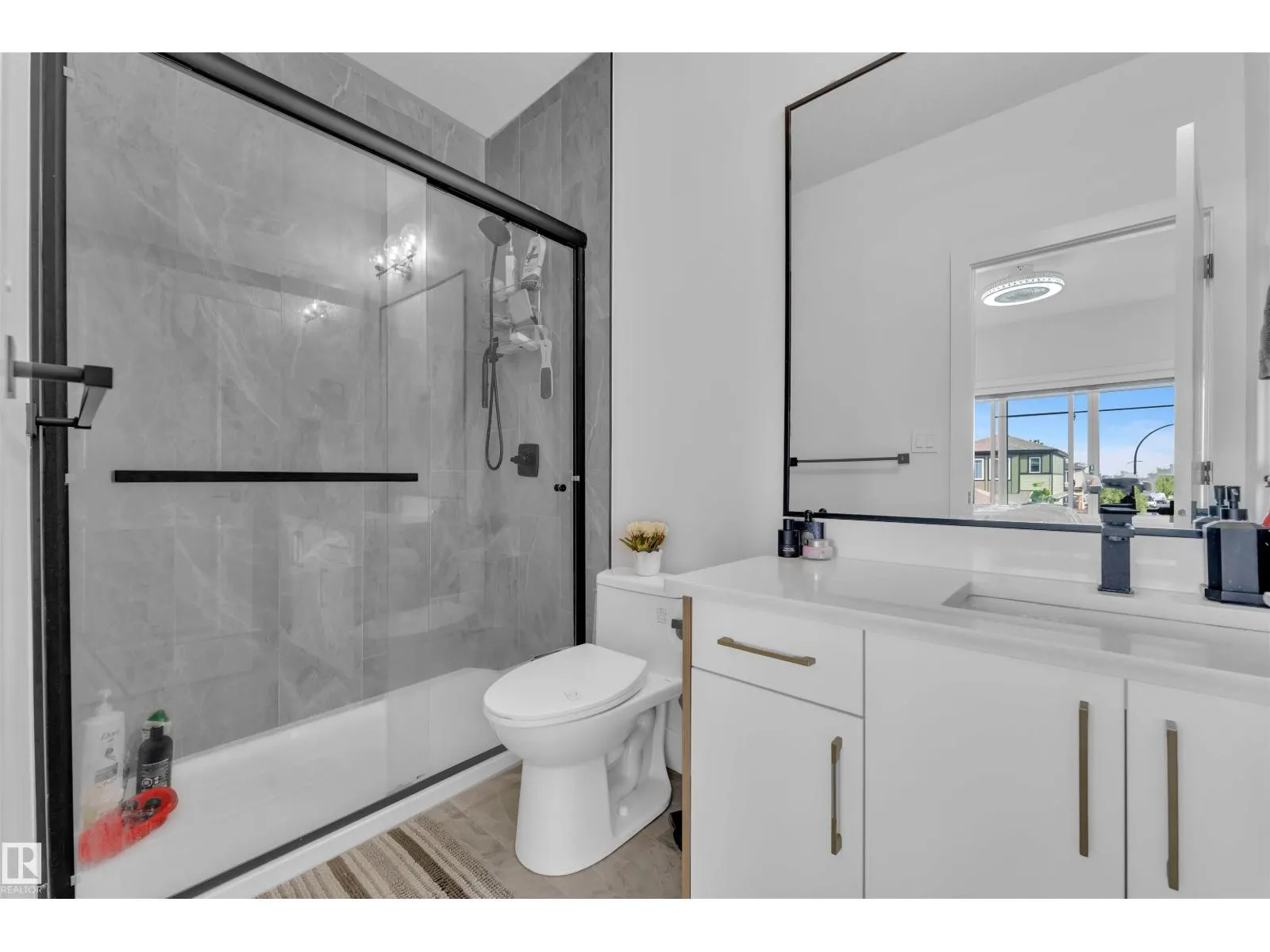 244 ROLSTON WD