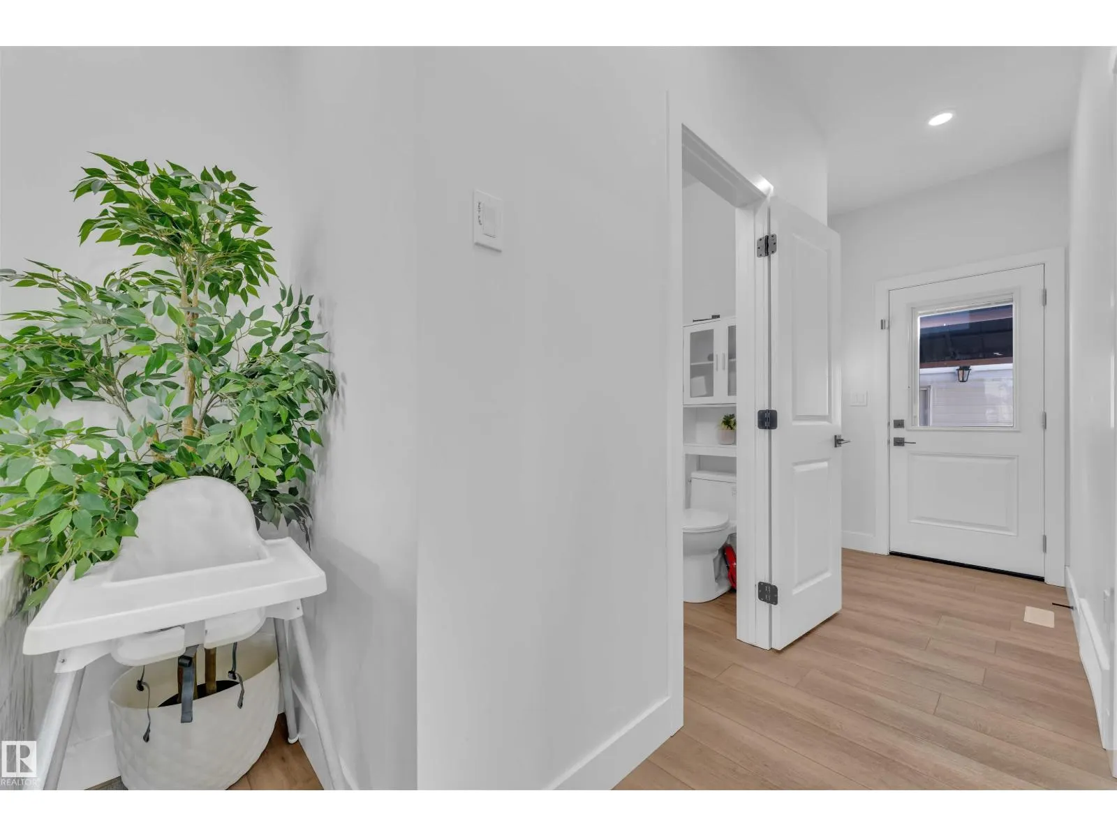 244 ROLSTON WD
