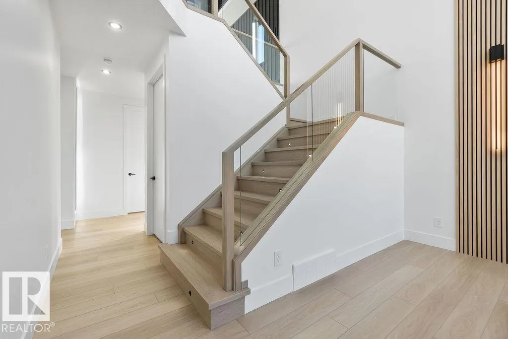 292 165 AV NE