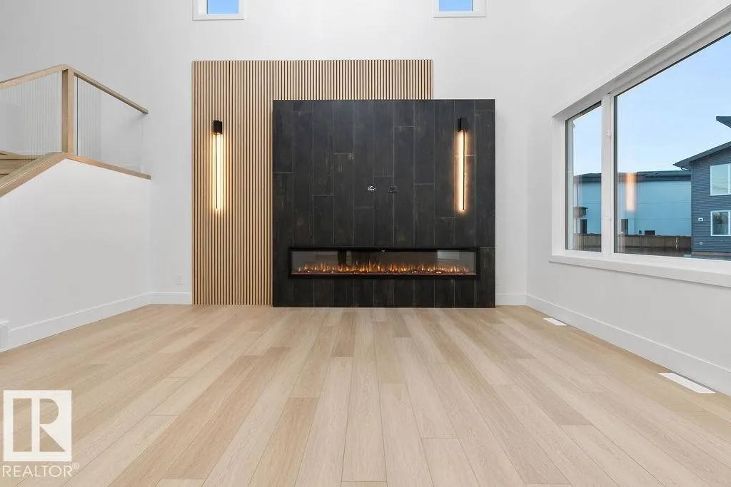 292 165 AV NE
