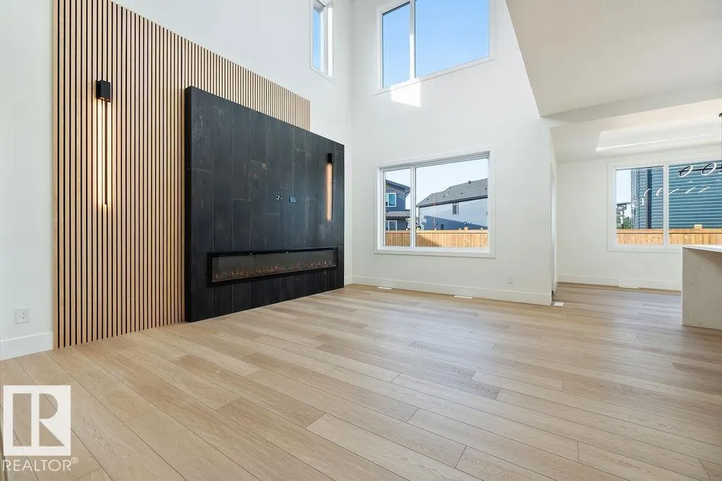 292 165 AV NE