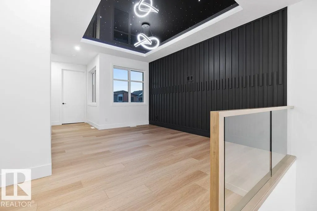 292 165 AV NE