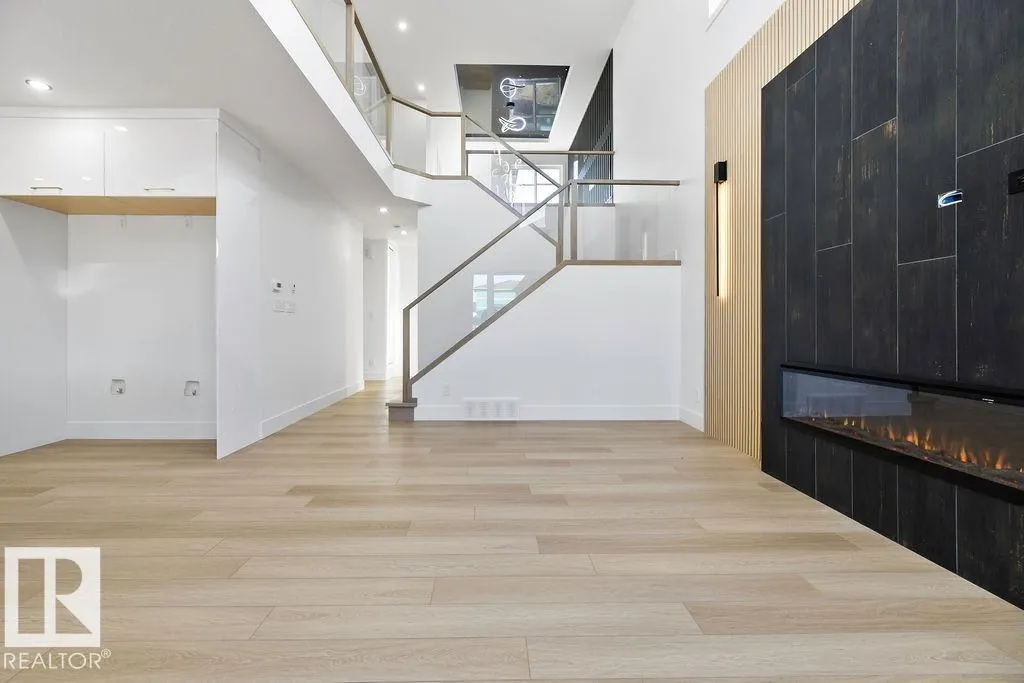 292 165 AV NE