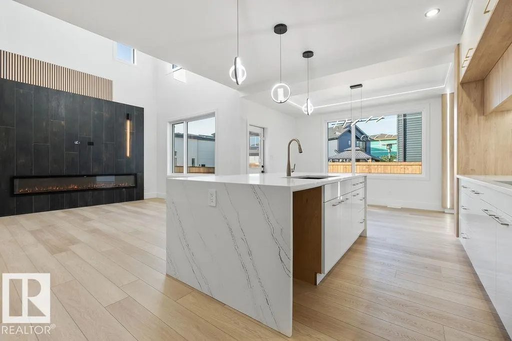 292 165 AV NE