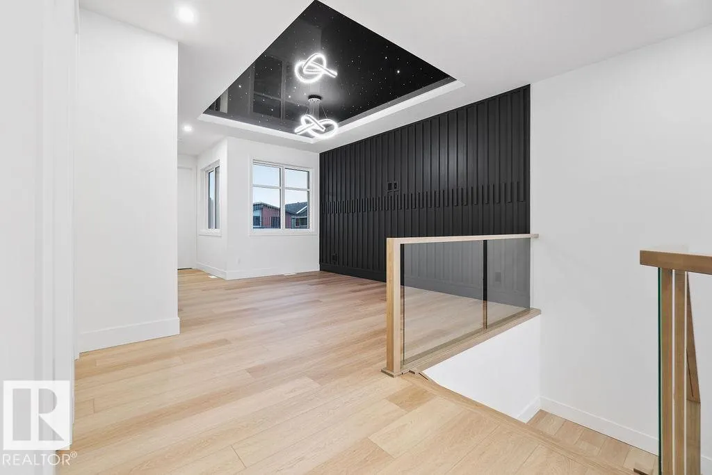 292 165 AV NE