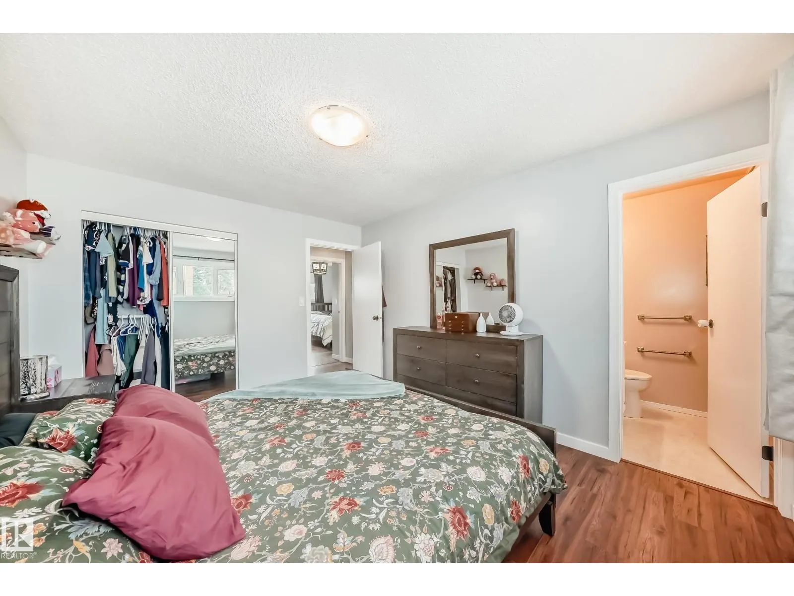 13046 32A ST NW