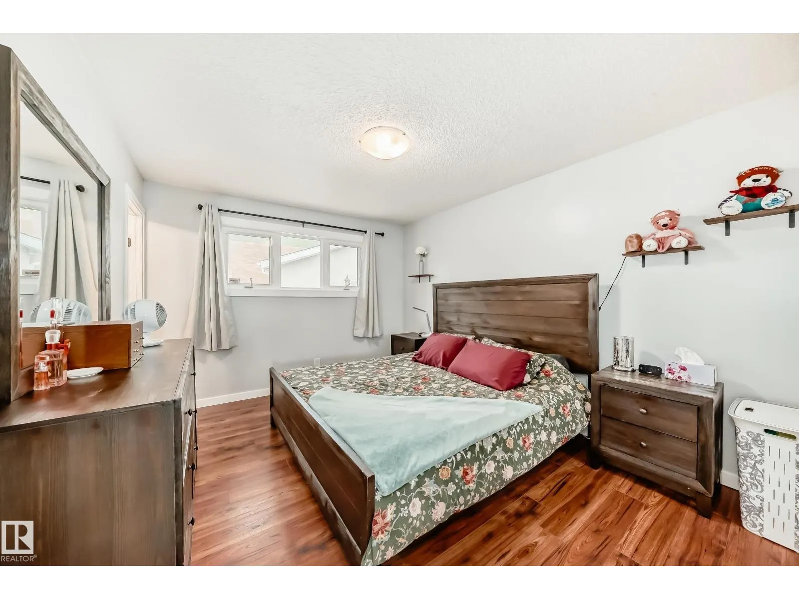 13046 32A ST NW