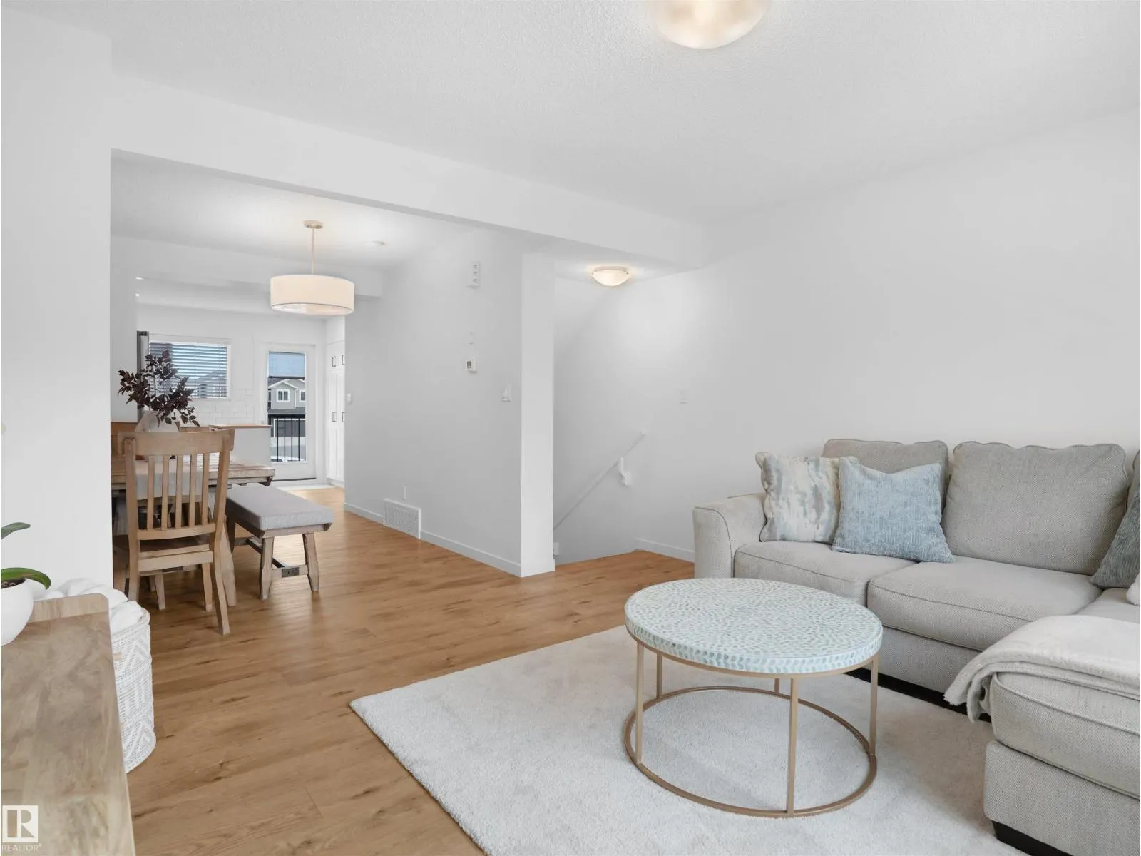 22803 84 AV NW