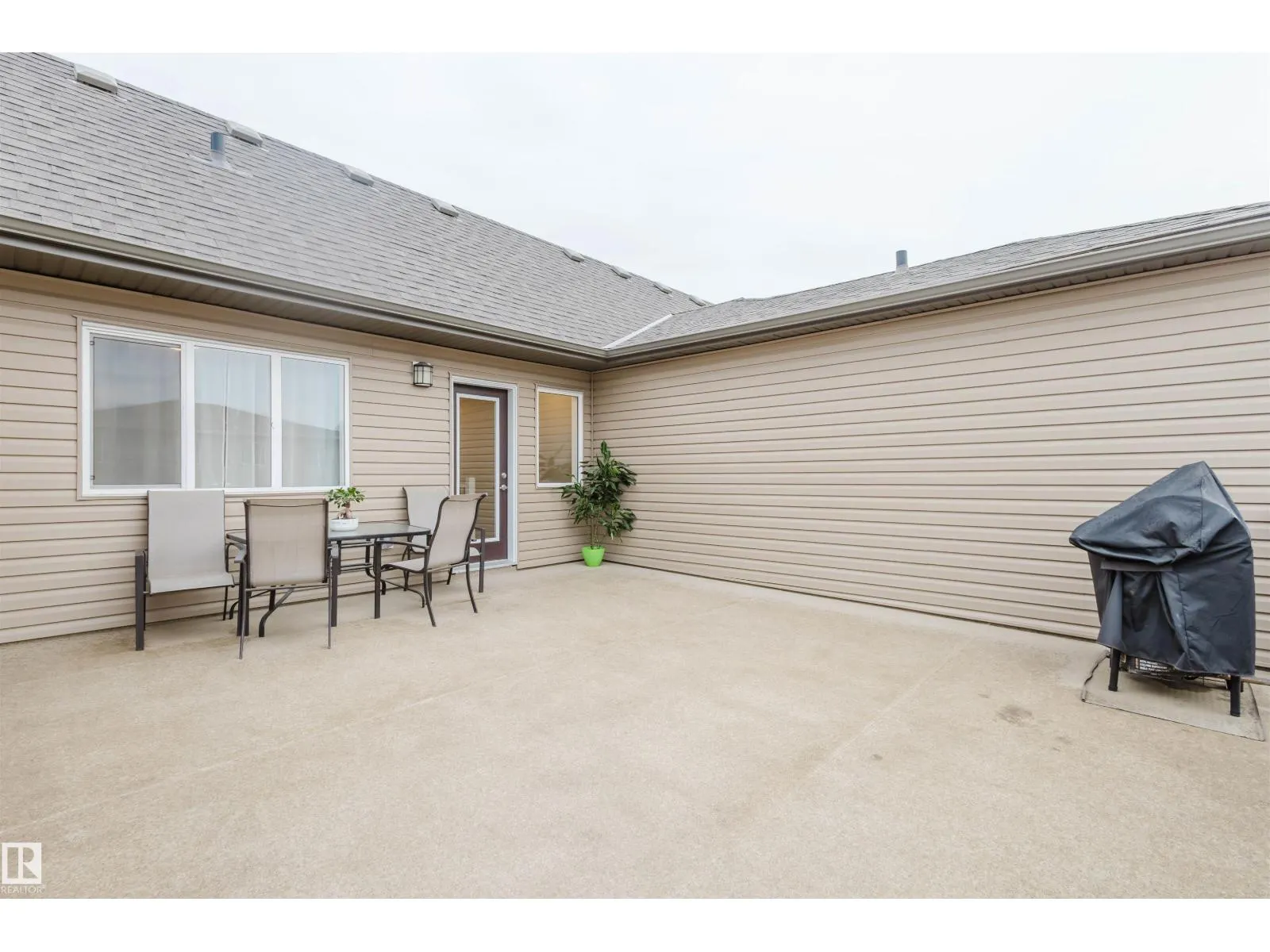 20808 19 AV NW