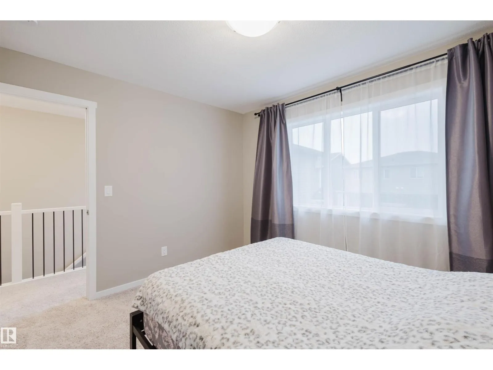 20808 19 AV NW