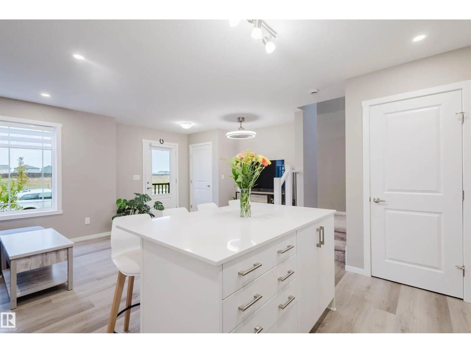 20808 19 AV NW