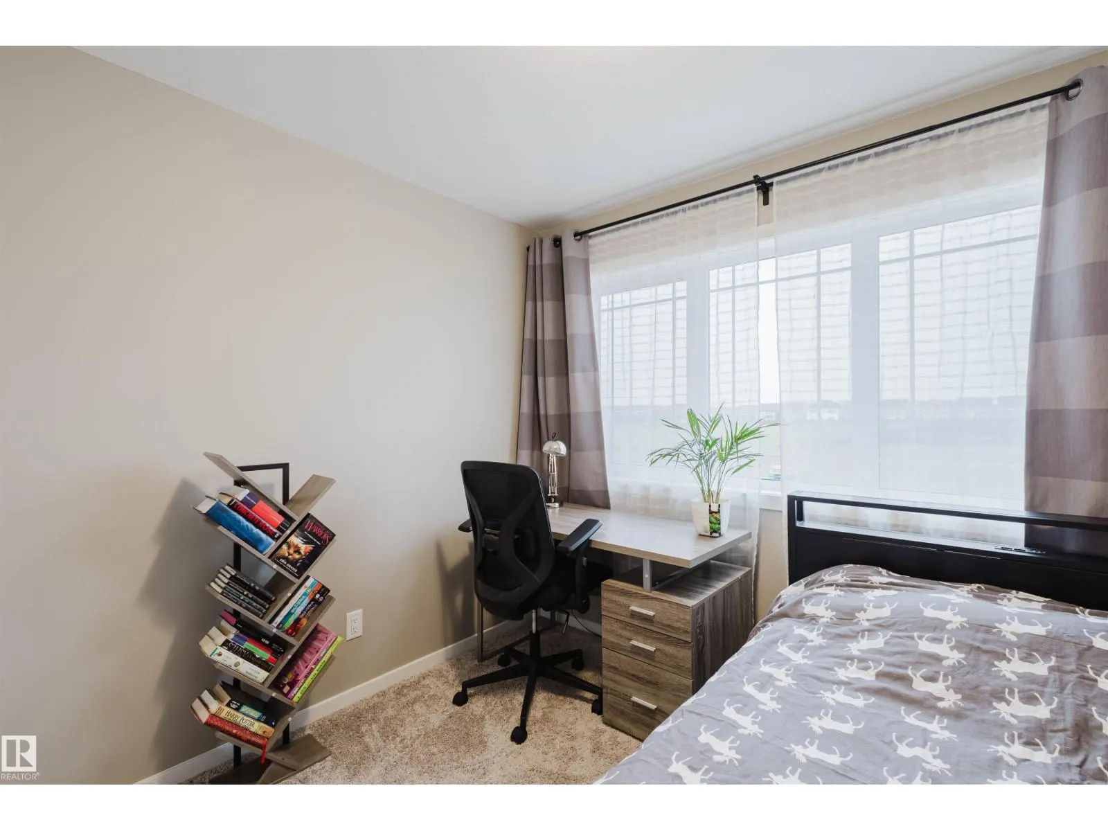 20808 19 AV NW