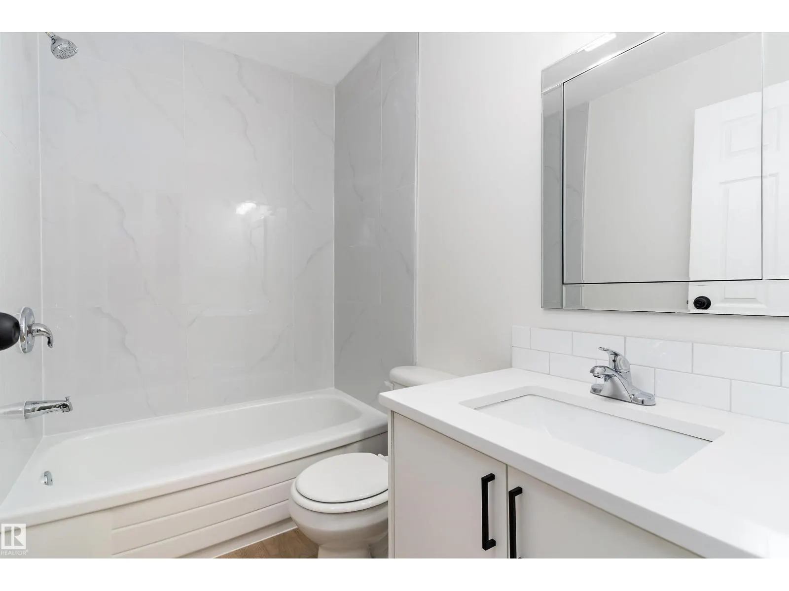 12H Clareview Village NW