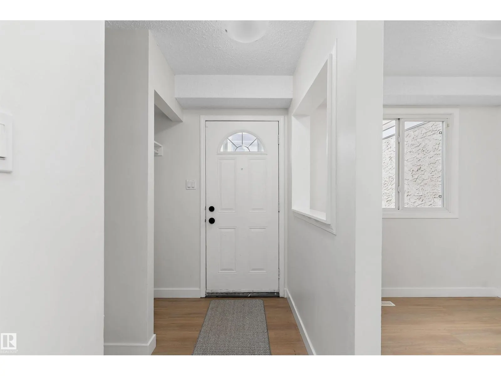 12H Clareview Village NW
