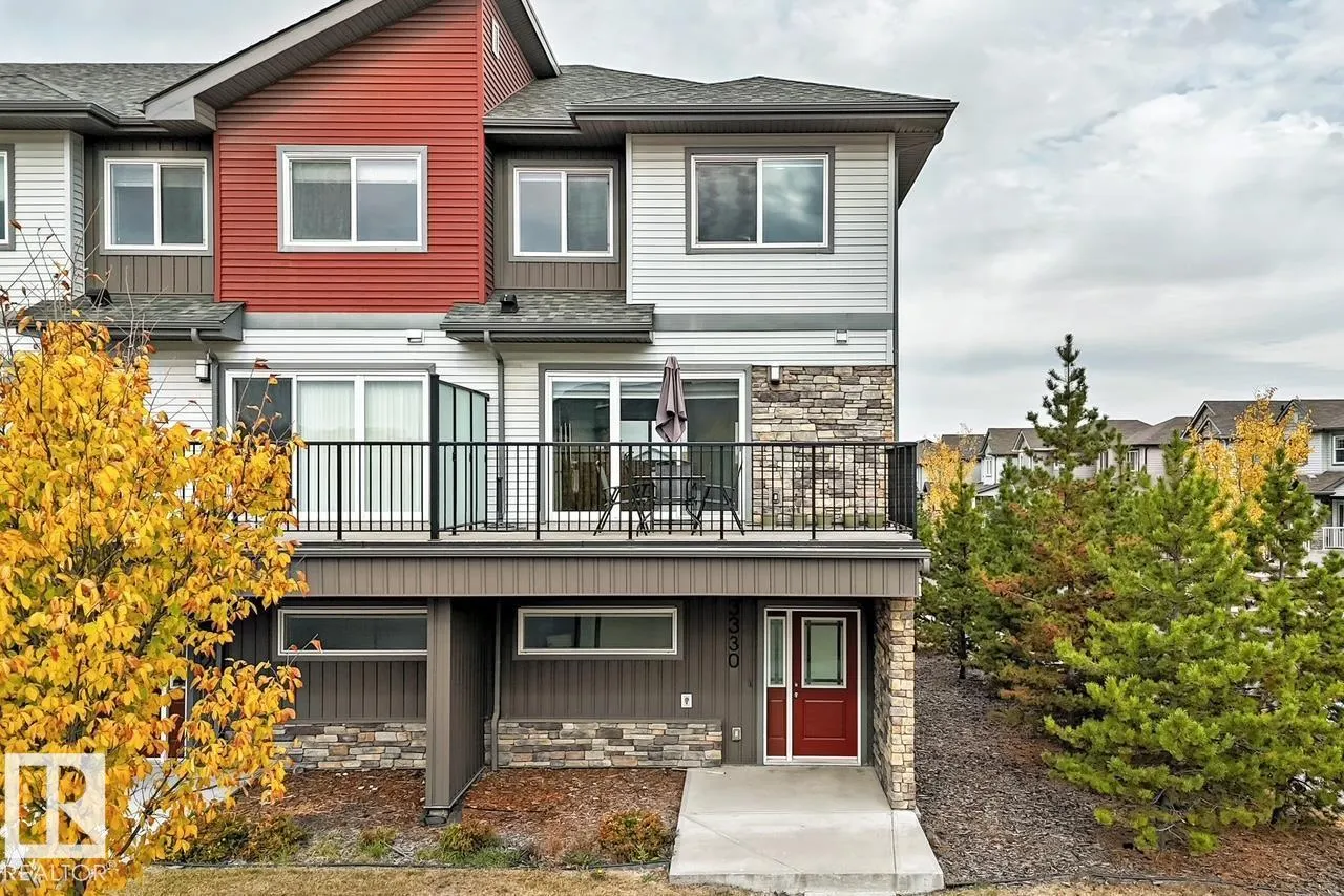 3330 15A AV NW