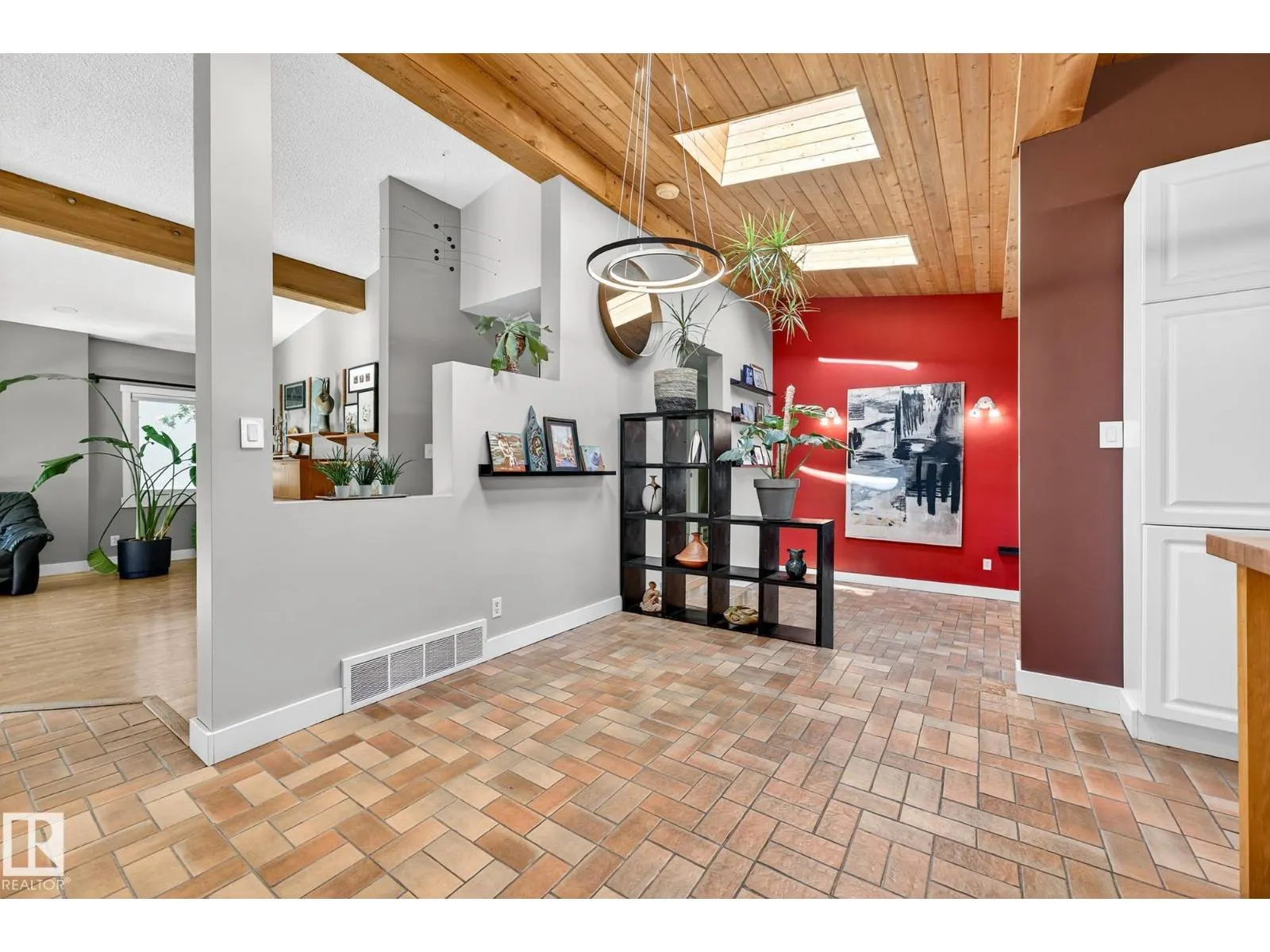 11524 152B AV NW