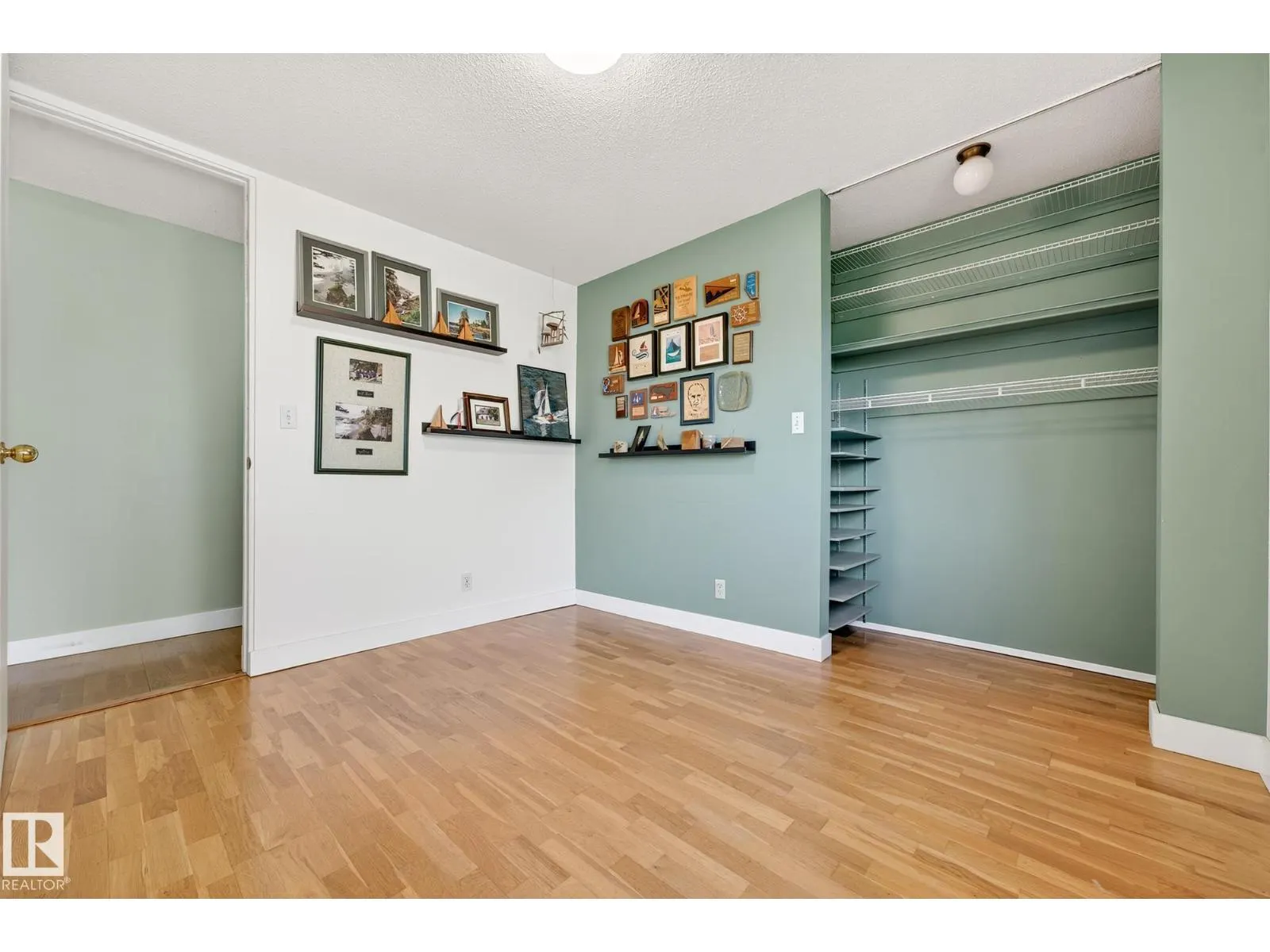 11524 152B AV NW