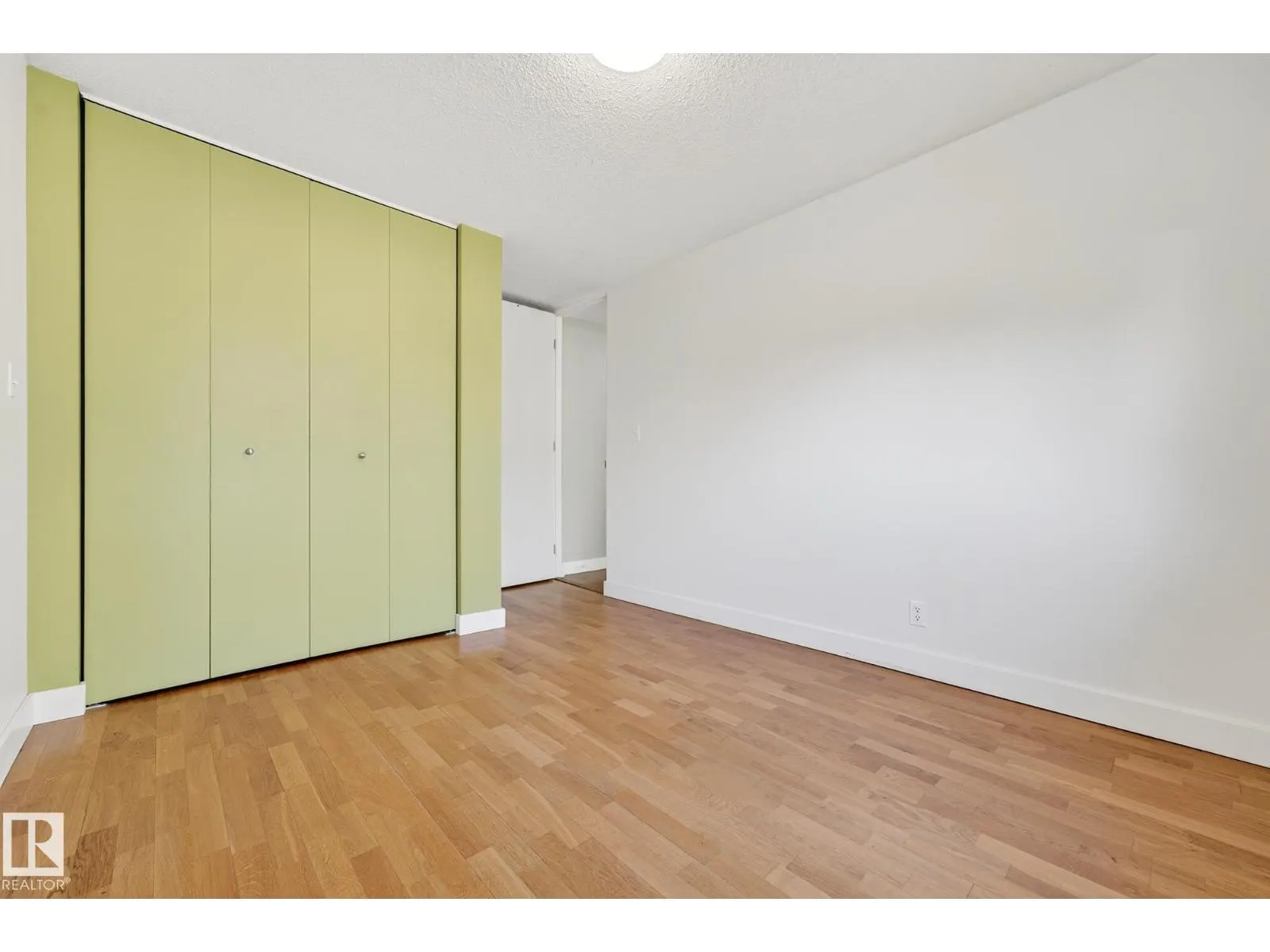 11524 152B AV NW