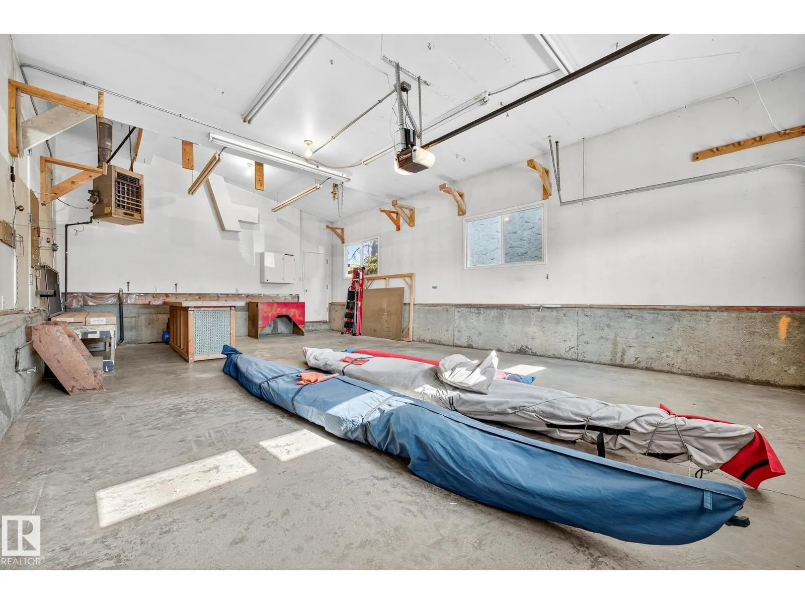 11524 152B AV NW