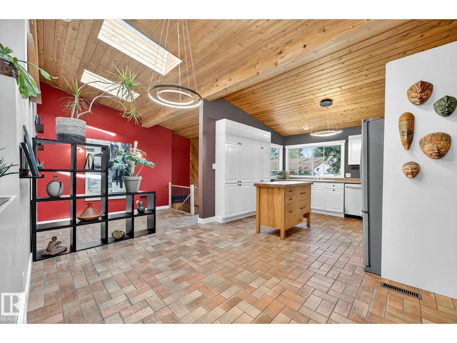 11524 152B AV NW