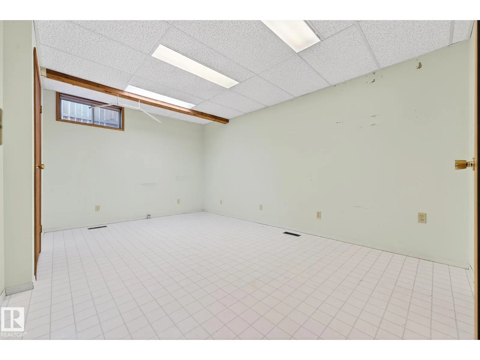 11524 152B AV NW