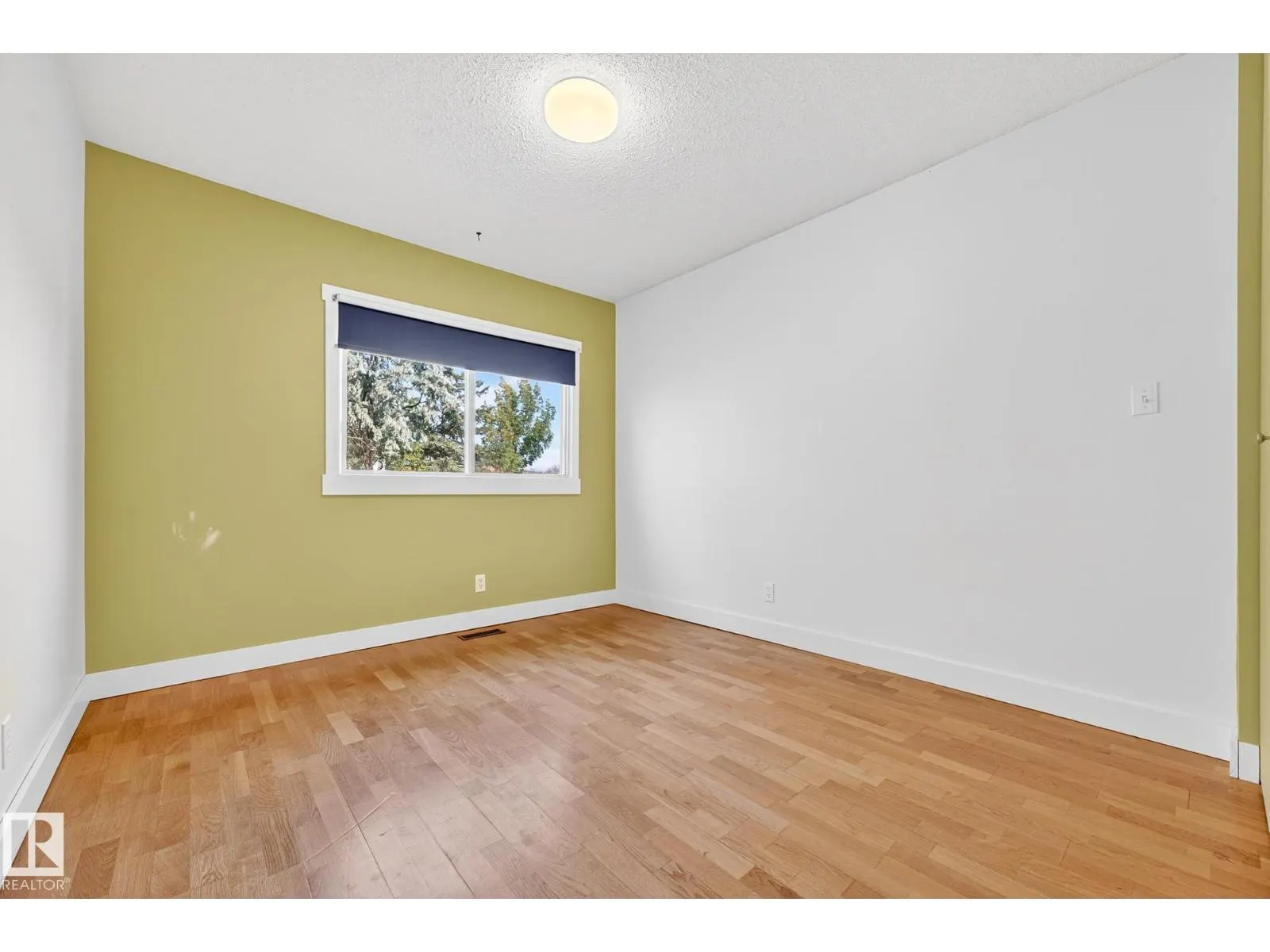 11524 152B AV NW