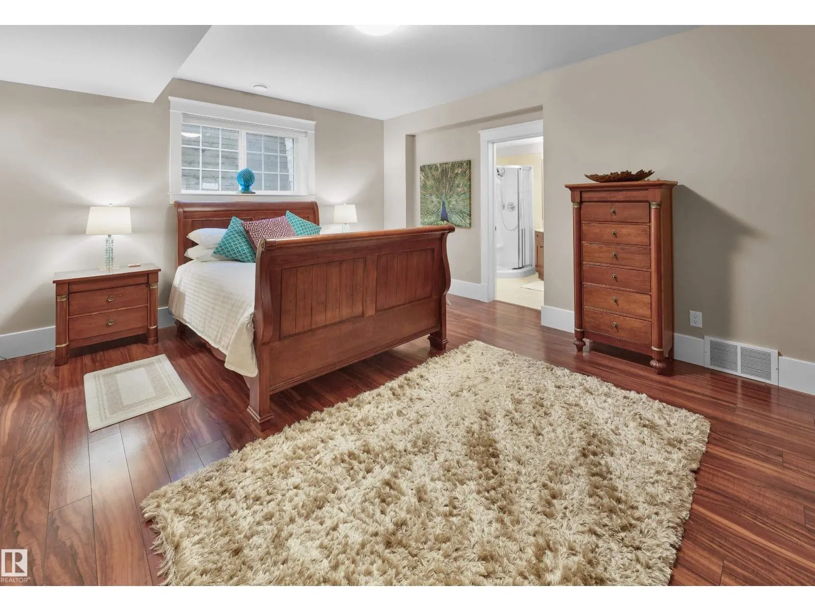 8311 120 ST NW
