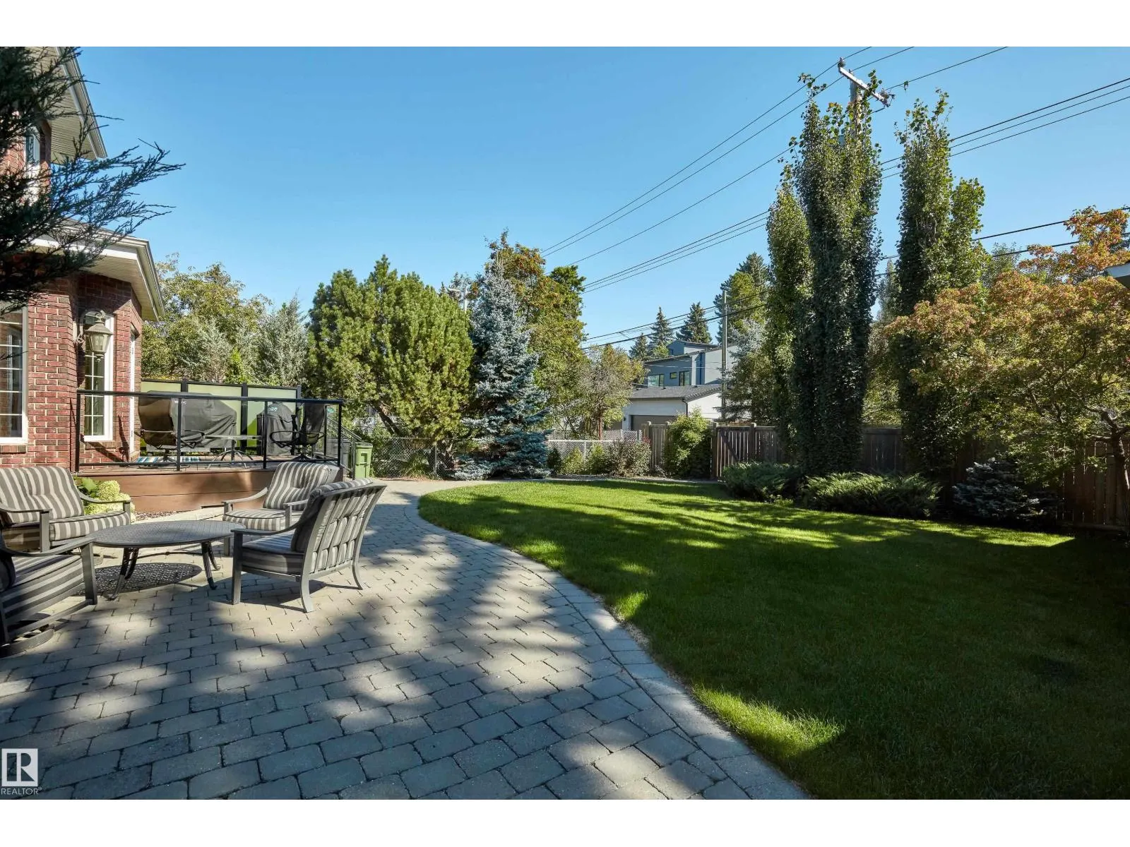 8311 120 ST NW
