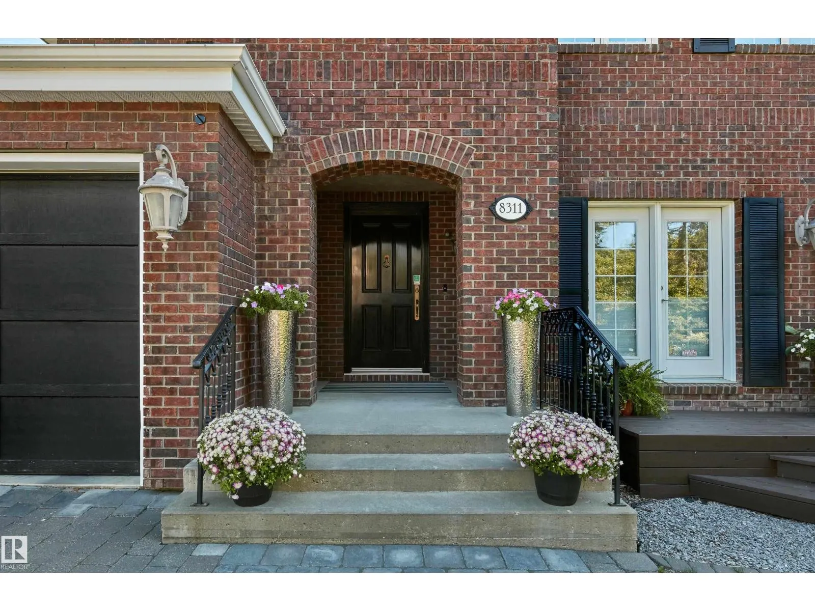 8311 120 ST NW